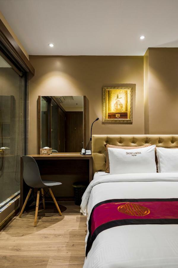 Sunflower Cbq Hotel Ho Chi Minh City Exterior photo